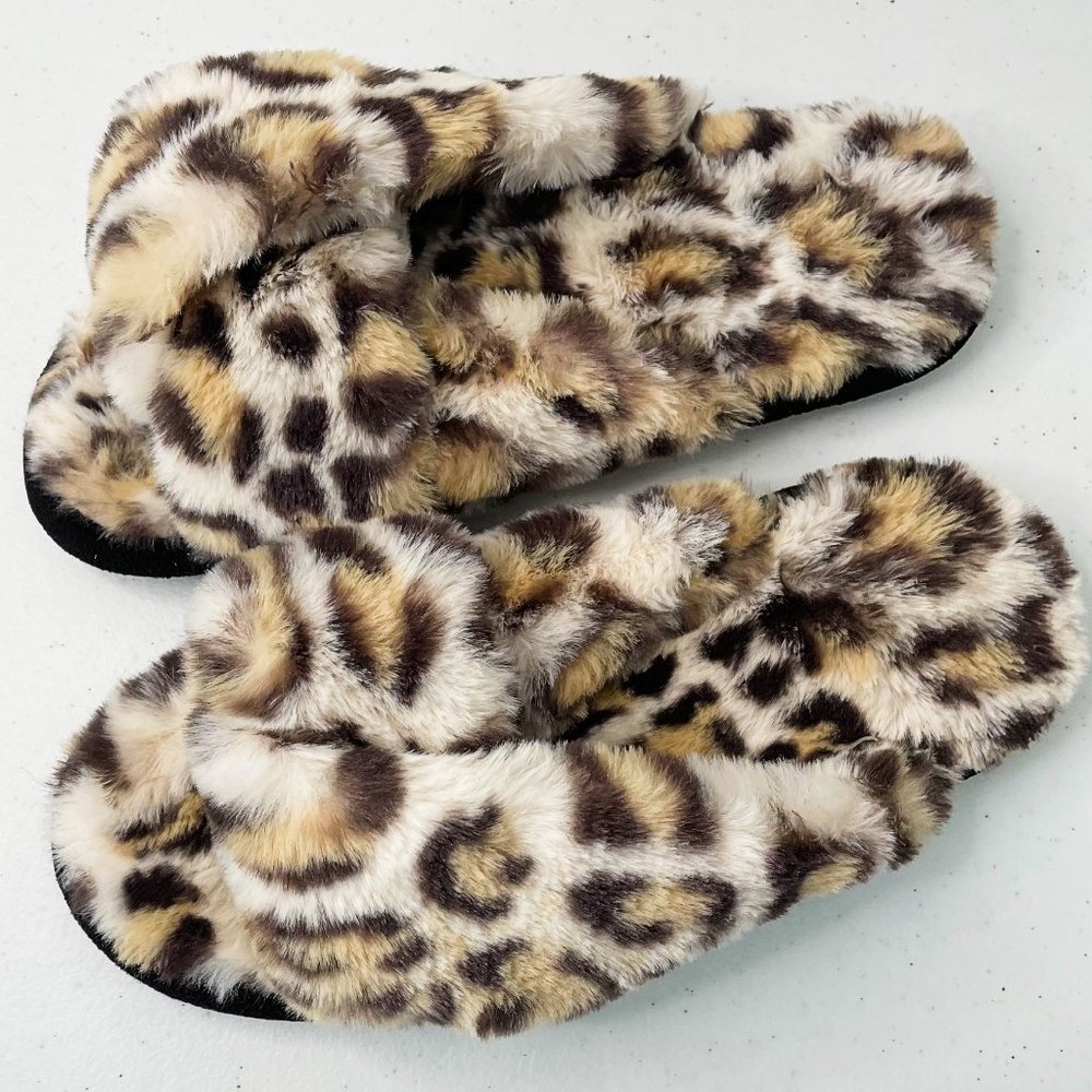 New The Loft Leopard Print Fuzzy Open Toe Slide Slippers Size Small 5 / 6